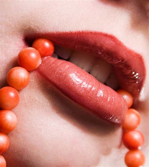 best color for coral lipstick.